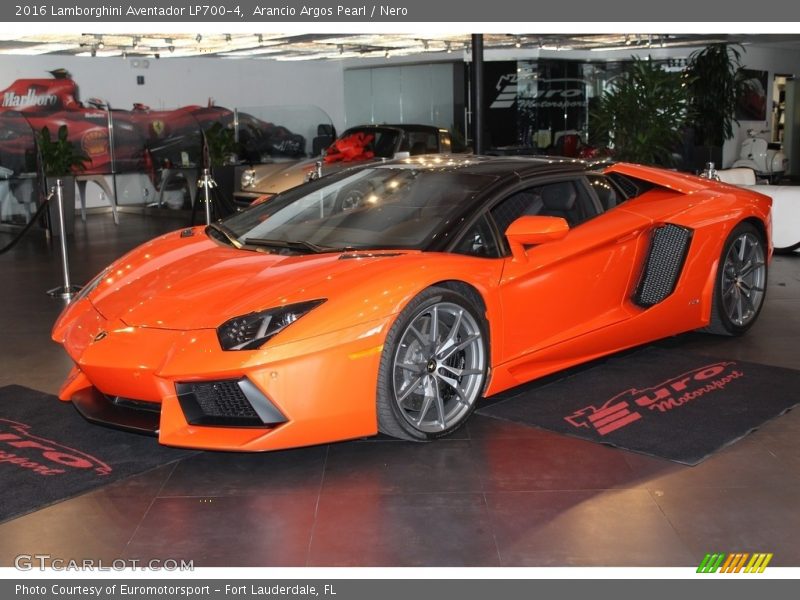 Arancio Argos Pearl / Nero 2016 Lamborghini Aventador LP700-4