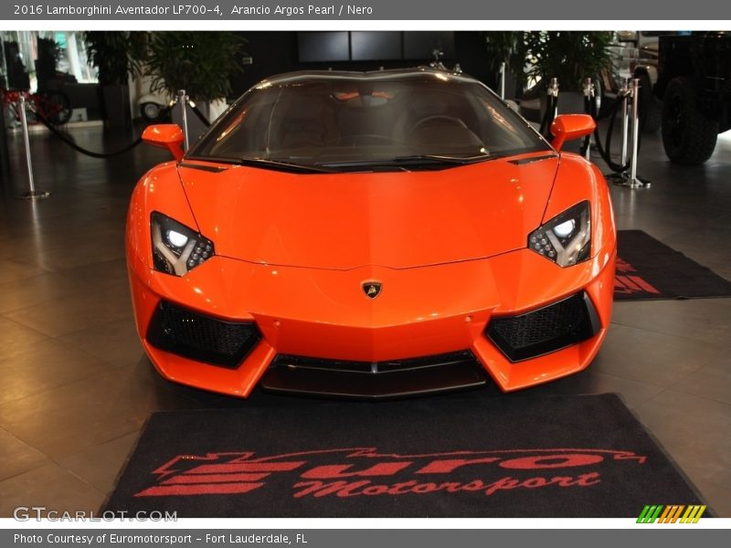 Arancio Argos Pearl / Nero 2016 Lamborghini Aventador LP700-4