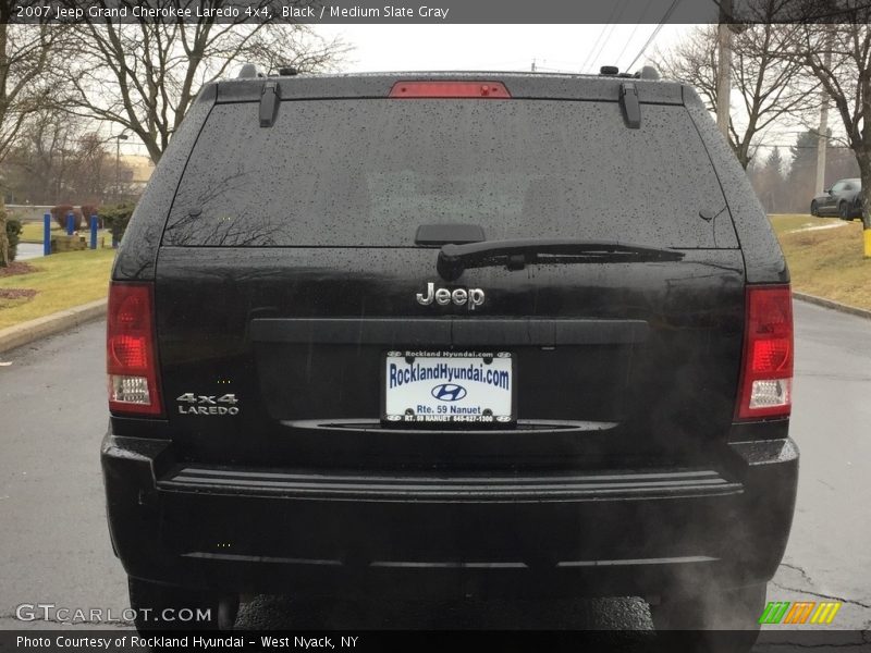 Black / Medium Slate Gray 2007 Jeep Grand Cherokee Laredo 4x4