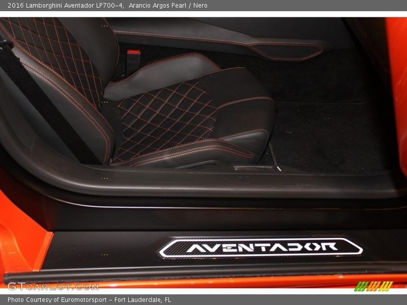  2016 Aventador LP700-4 Logo