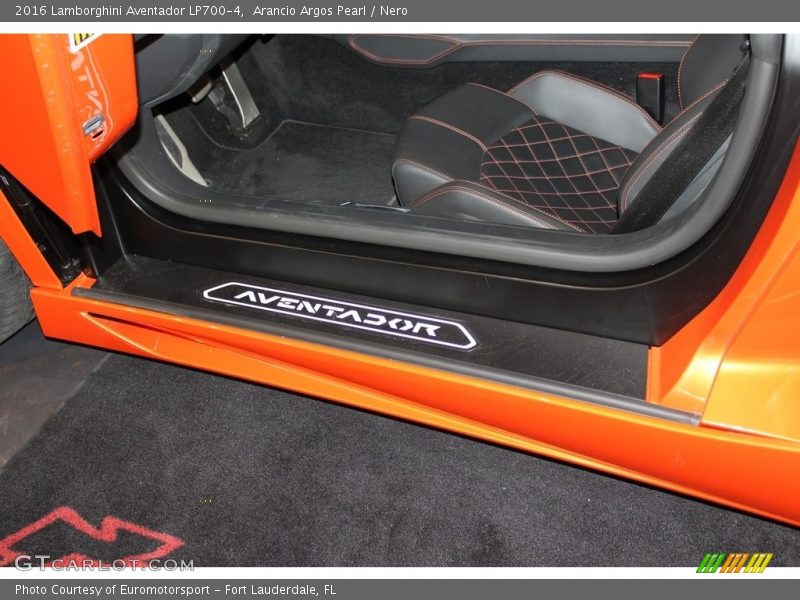 Arancio Argos Pearl / Nero 2016 Lamborghini Aventador LP700-4