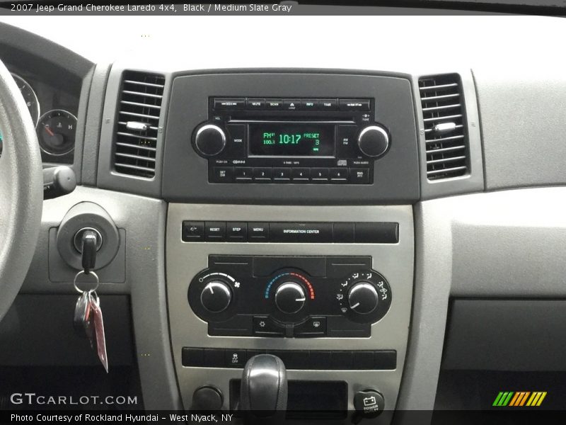 Black / Medium Slate Gray 2007 Jeep Grand Cherokee Laredo 4x4