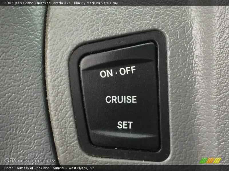 Black / Medium Slate Gray 2007 Jeep Grand Cherokee Laredo 4x4