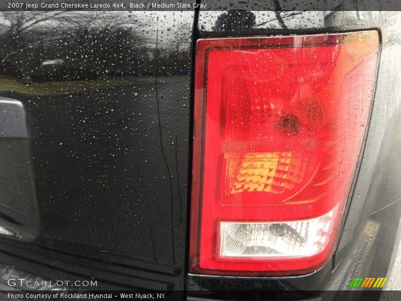 Black / Medium Slate Gray 2007 Jeep Grand Cherokee Laredo 4x4