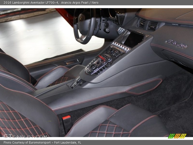 Controls of 2016 Aventador LP700-4