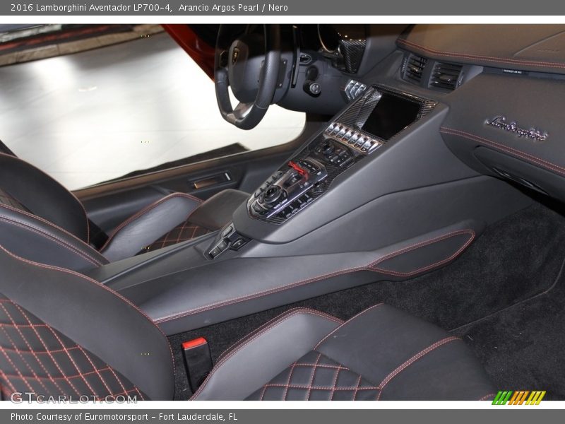 Controls of 2016 Aventador LP700-4