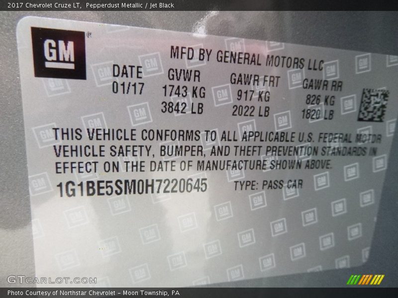 Pepperdust Metallic / Jet Black 2017 Chevrolet Cruze LT