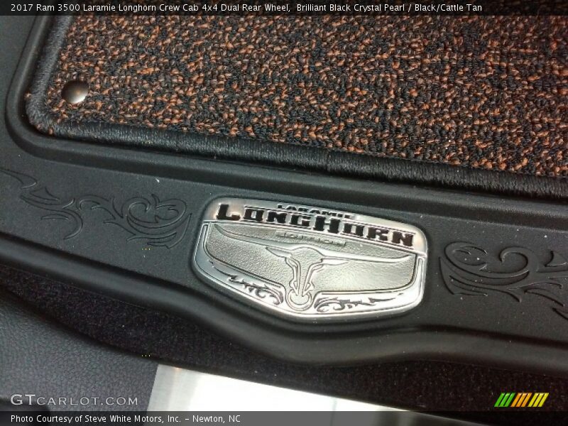  2017 3500 Laramie Longhorn Crew Cab 4x4 Dual Rear Wheel Logo