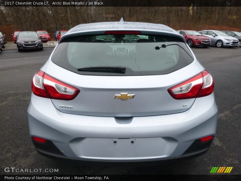 Arctic Blue Metallic / Jet Black 2017 Chevrolet Cruze LT