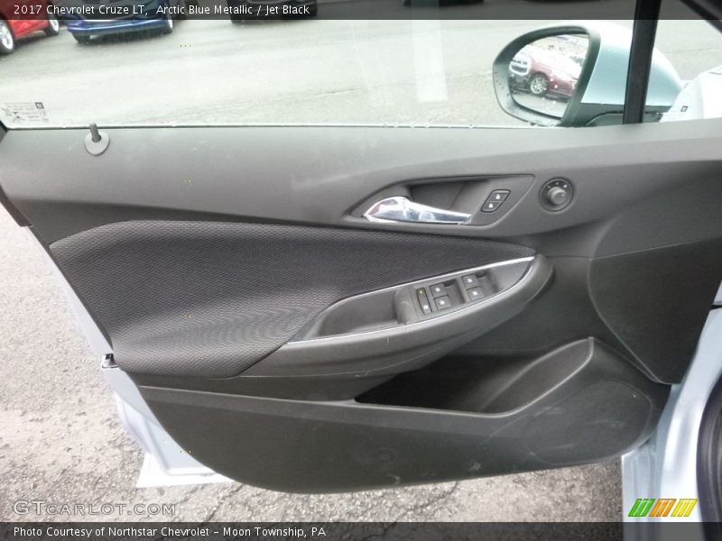 Arctic Blue Metallic / Jet Black 2017 Chevrolet Cruze LT