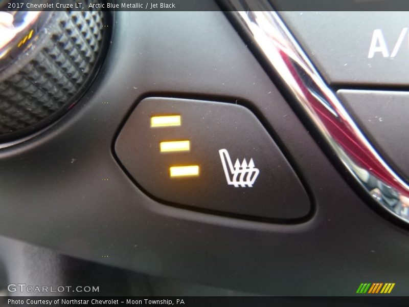 Arctic Blue Metallic / Jet Black 2017 Chevrolet Cruze LT