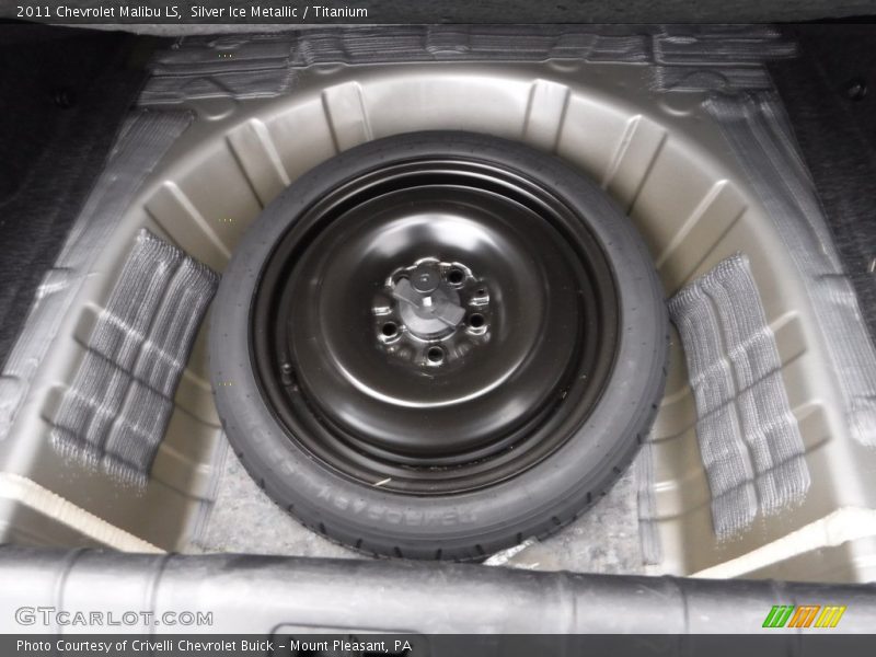 Silver Ice Metallic / Titanium 2011 Chevrolet Malibu LS