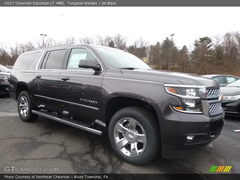 Front 3/4 View of 2017 Suburban LT 4WD