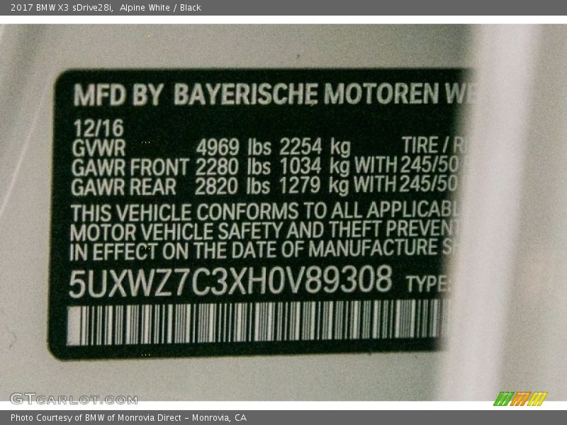 Alpine White / Black 2017 BMW X3 sDrive28i