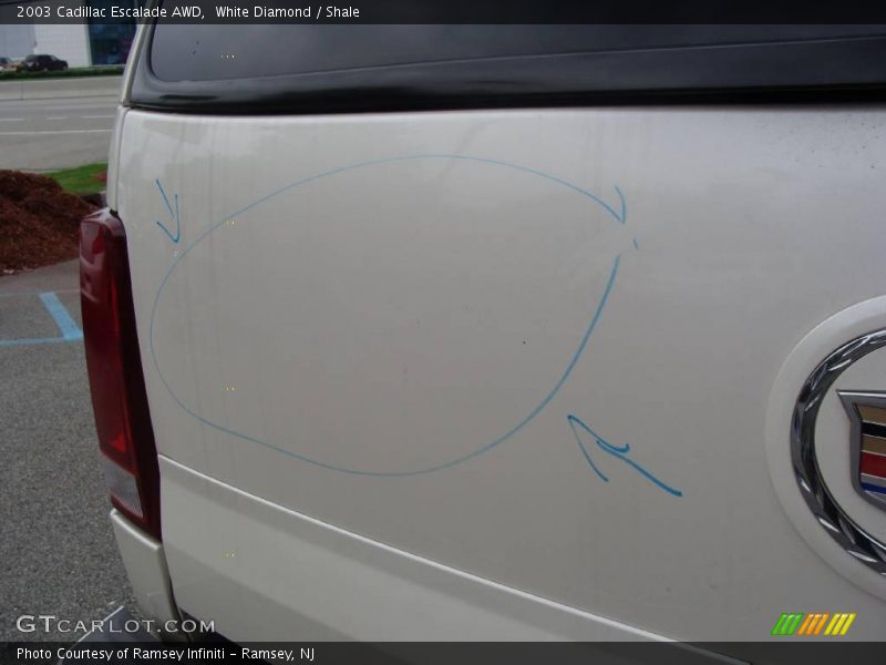 White Diamond / Shale 2003 Cadillac Escalade AWD