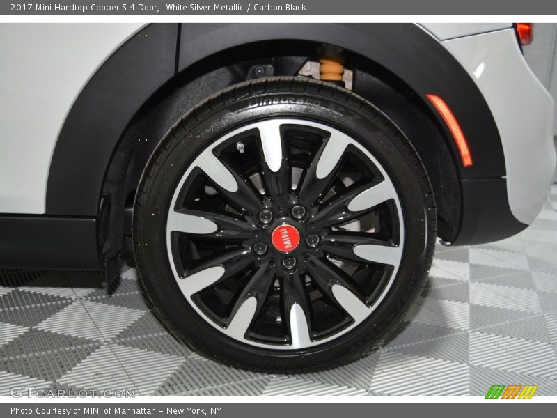 White Silver Metallic / Carbon Black 2017 Mini Hardtop Cooper S 4 Door