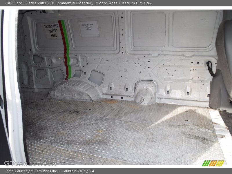 Oxford White / Medium Flint Grey 2006 Ford E Series Van E350 Commercial Extended