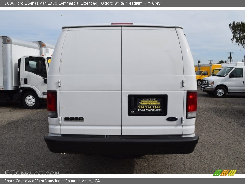 Oxford White / Medium Flint Grey 2006 Ford E Series Van E350 Commercial Extended