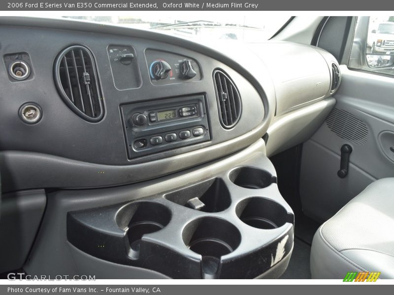 Oxford White / Medium Flint Grey 2006 Ford E Series Van E350 Commercial Extended