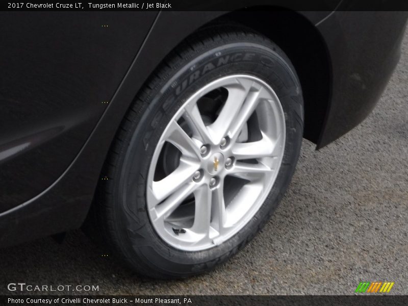 Tungsten Metallic / Jet Black 2017 Chevrolet Cruze LT
