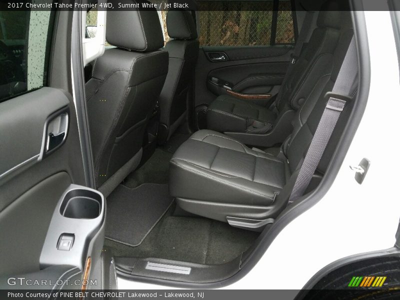 Summit White / Jet Black 2017 Chevrolet Tahoe Premier 4WD