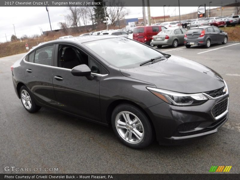 Tungsten Metallic / Jet Black 2017 Chevrolet Cruze LT