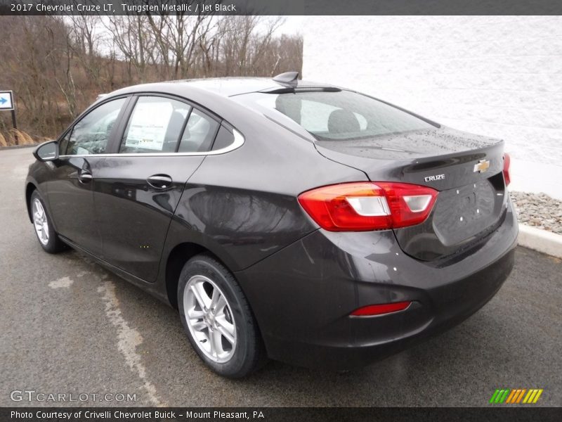 Tungsten Metallic / Jet Black 2017 Chevrolet Cruze LT