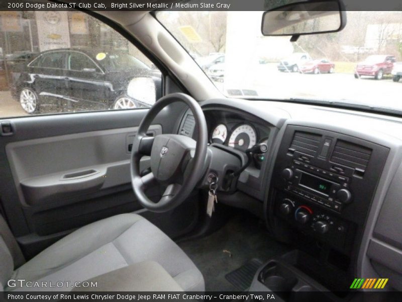 Bright Silver Metallic / Medium Slate Gray 2006 Dodge Dakota ST Club Cab