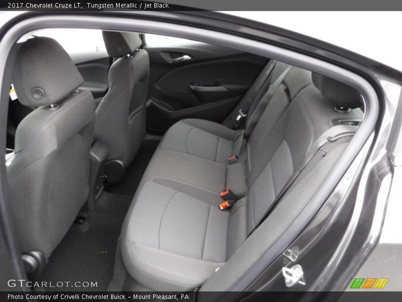 Tungsten Metallic / Jet Black 2017 Chevrolet Cruze LT