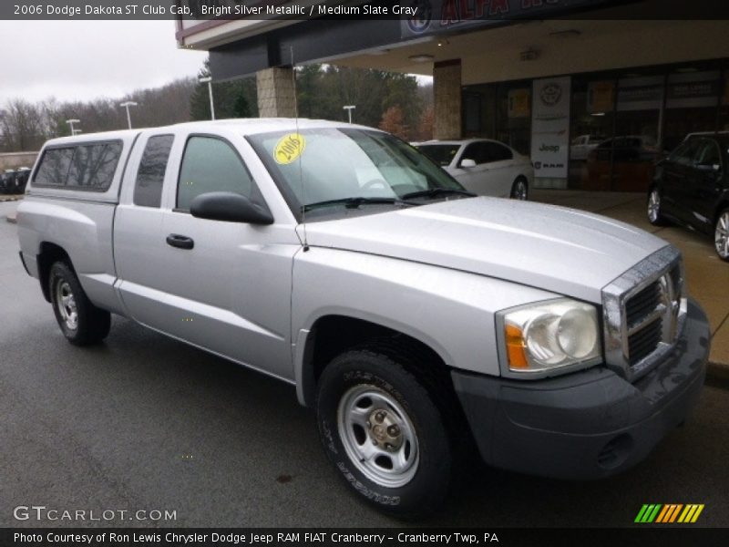 Bright Silver Metallic / Medium Slate Gray 2006 Dodge Dakota ST Club Cab