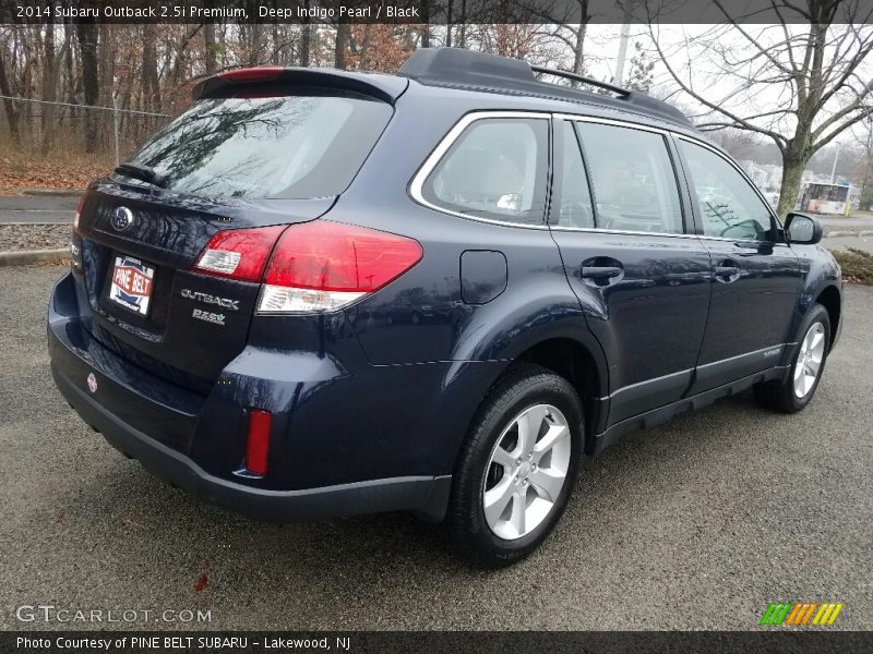 Deep Indigo Pearl / Black 2014 Subaru Outback 2.5i Premium