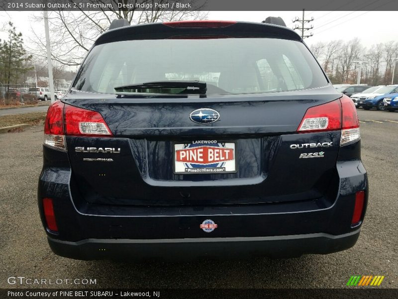 Deep Indigo Pearl / Black 2014 Subaru Outback 2.5i Premium
