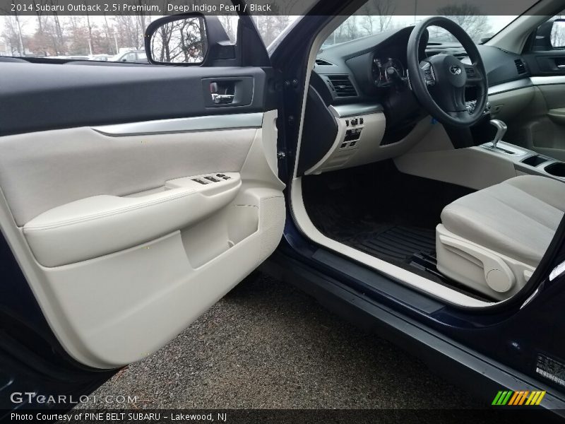Deep Indigo Pearl / Black 2014 Subaru Outback 2.5i Premium