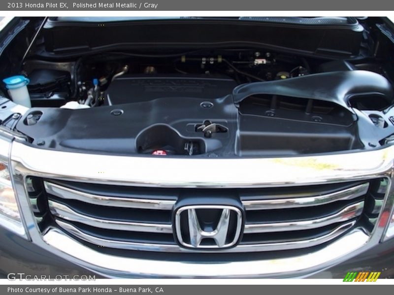 Polished Metal Metallic / Gray 2013 Honda Pilot EX