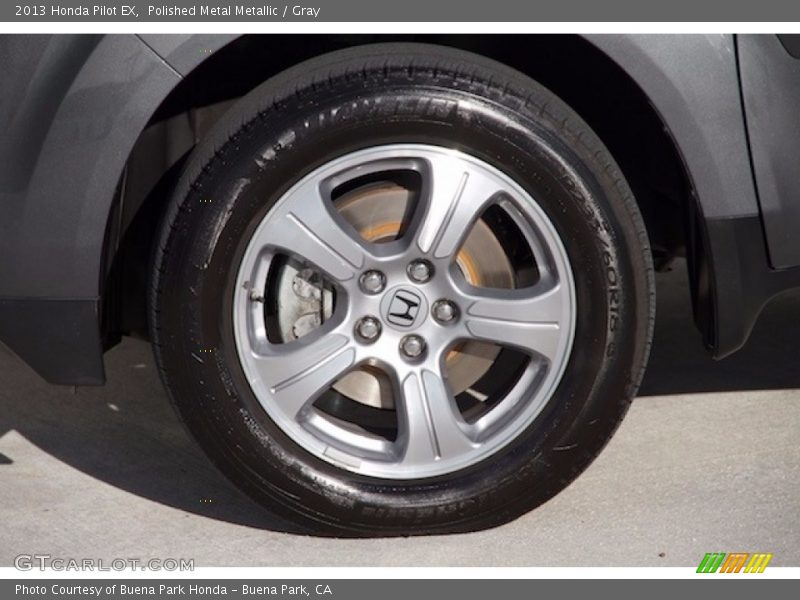 Polished Metal Metallic / Gray 2013 Honda Pilot EX