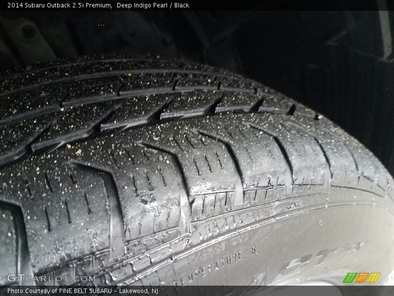 Deep Indigo Pearl / Black 2014 Subaru Outback 2.5i Premium