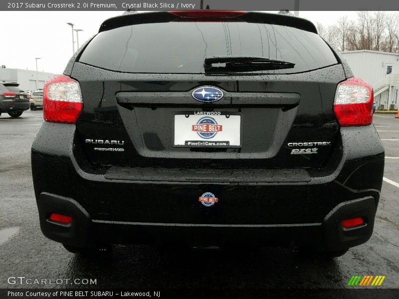 Crystal Black Silica / Ivory 2017 Subaru Crosstrek 2.0i Premium