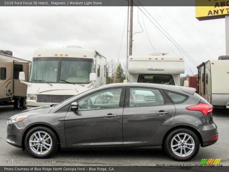 Magnetic / Medium Light Stone 2016 Ford Focus SE Hatch