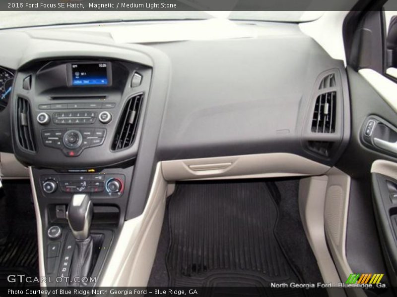 Magnetic / Medium Light Stone 2016 Ford Focus SE Hatch