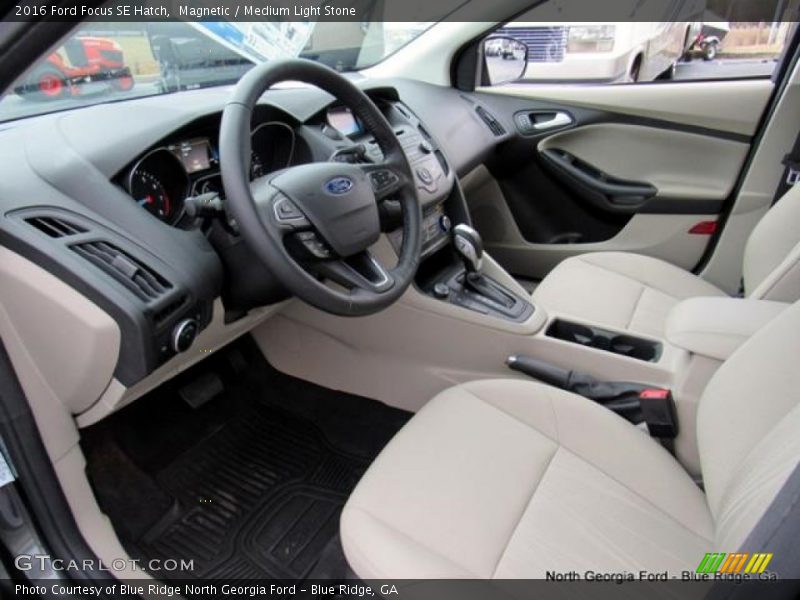 Magnetic / Medium Light Stone 2016 Ford Focus SE Hatch
