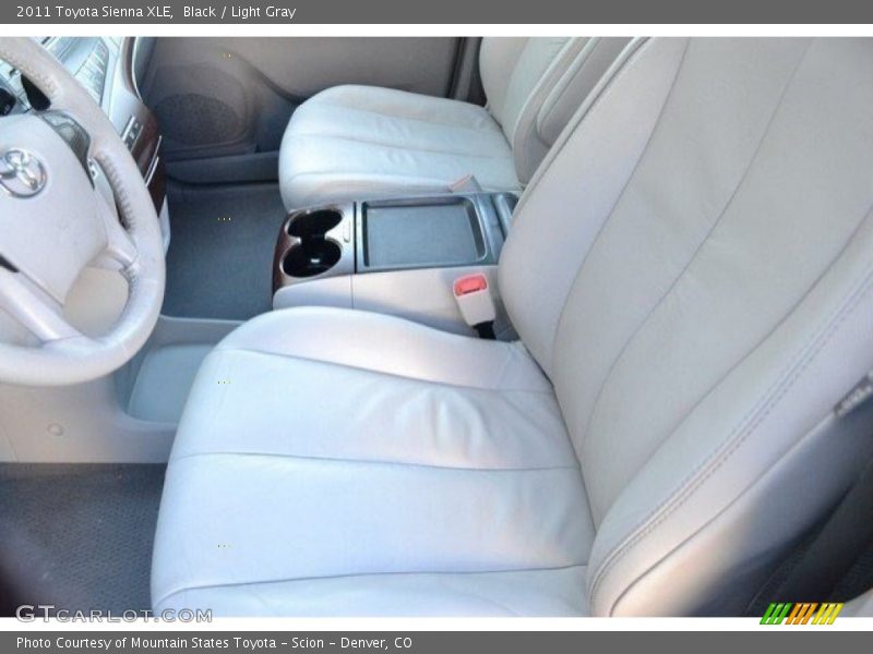 Black / Light Gray 2011 Toyota Sienna XLE
