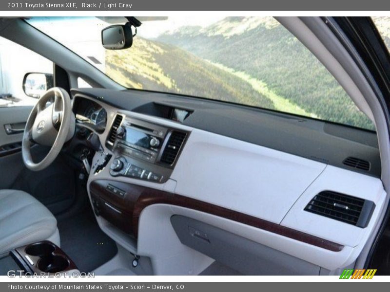 Black / Light Gray 2011 Toyota Sienna XLE