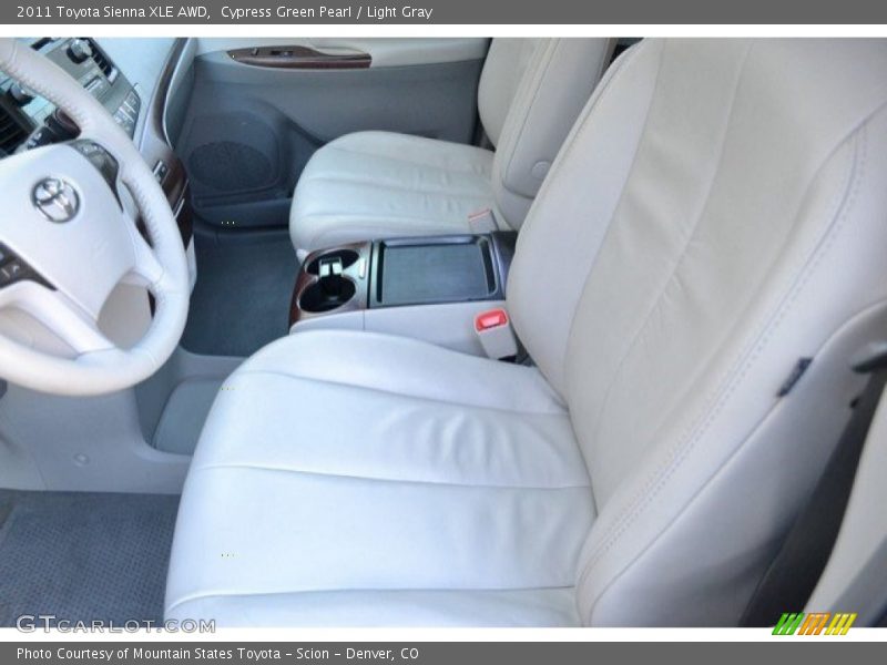 Cypress Green Pearl / Light Gray 2011 Toyota Sienna XLE AWD
