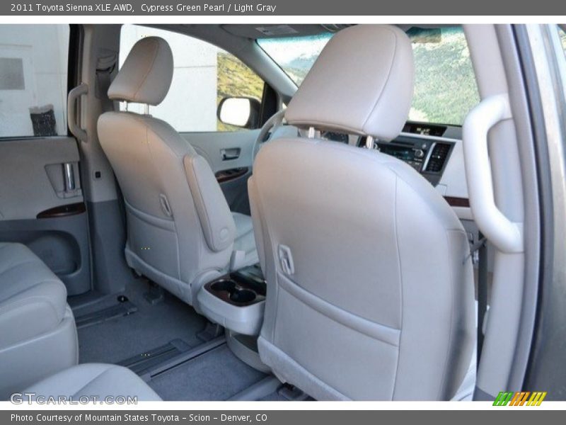 Cypress Green Pearl / Light Gray 2011 Toyota Sienna XLE AWD