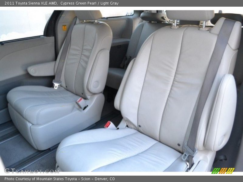 Cypress Green Pearl / Light Gray 2011 Toyota Sienna XLE AWD