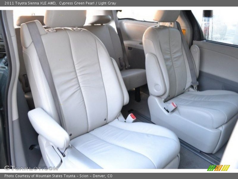Cypress Green Pearl / Light Gray 2011 Toyota Sienna XLE AWD