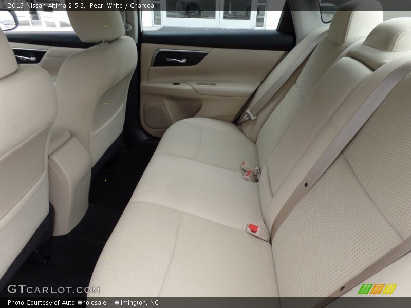 Pearl White / Charcoal 2015 Nissan Altima 2.5 S