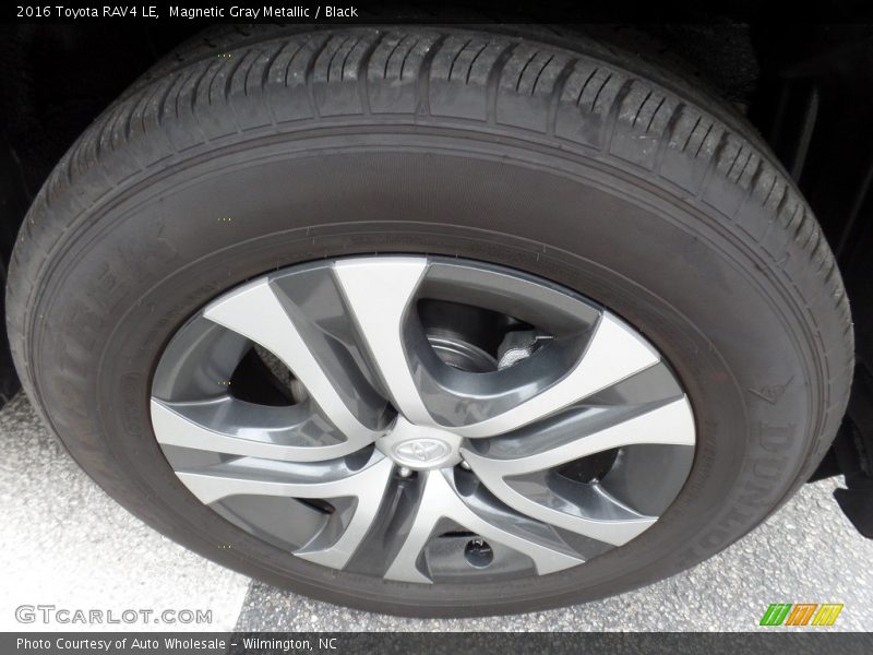 Magnetic Gray Metallic / Black 2016 Toyota RAV4 LE