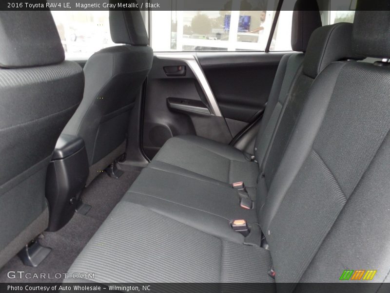 Magnetic Gray Metallic / Black 2016 Toyota RAV4 LE