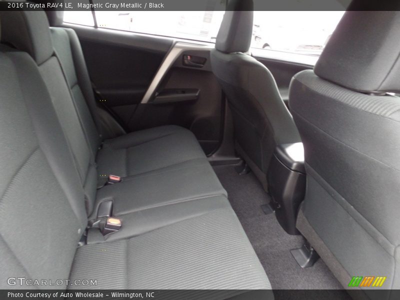 Magnetic Gray Metallic / Black 2016 Toyota RAV4 LE
